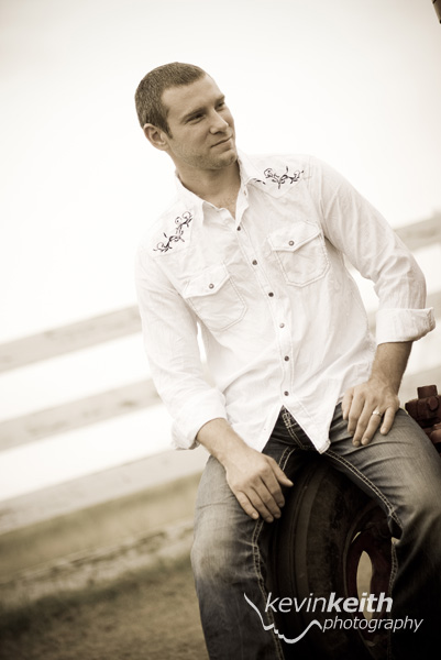 Cline Engagement Shoot - Wichita, KS by Kevin Keith Photography
