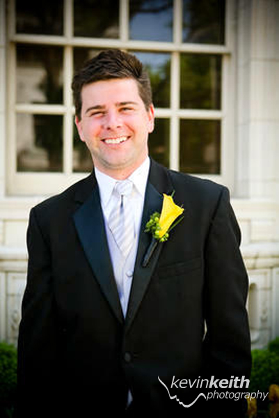 Kansas City Wedding Photographer | Destination Wedding Photographer | Fashion and High School Senior Photographer | Photography Workshops Kansas City Wedding Photography at The Berg Event Space by Kevin Keith Photography - Kris and Patrick - Kansas City Liberty Memorial Wedding Photos