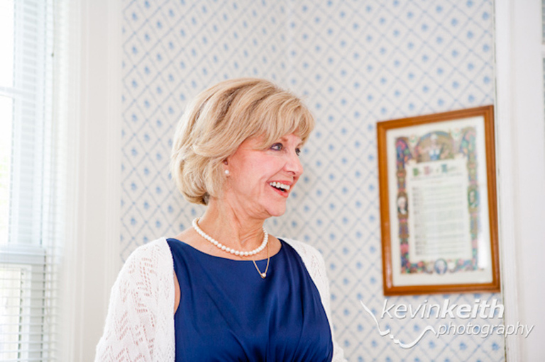 Jennifer and Richard's Southmoreland Inn Wedding on the Kansas City Country Club Plaza by Overland Park Wedding Photographer Kevin Keith Photography 6