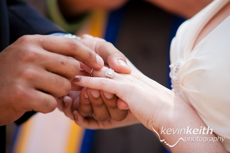 Jennifer and Richard's Southmoreland Inn Wedding on the Kansas City Country Club Plaza by Overland Park Wedding Photographer Kevin Keith Photography 25