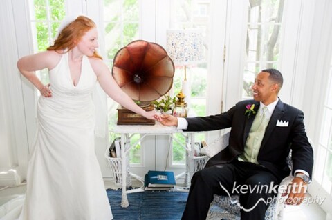 Jennifer and Richard's Southmoreland Inn Wedding on the Kansas City Country Club Plaza by Overland Park Wedding Photographer Kevin Keith Photography 44