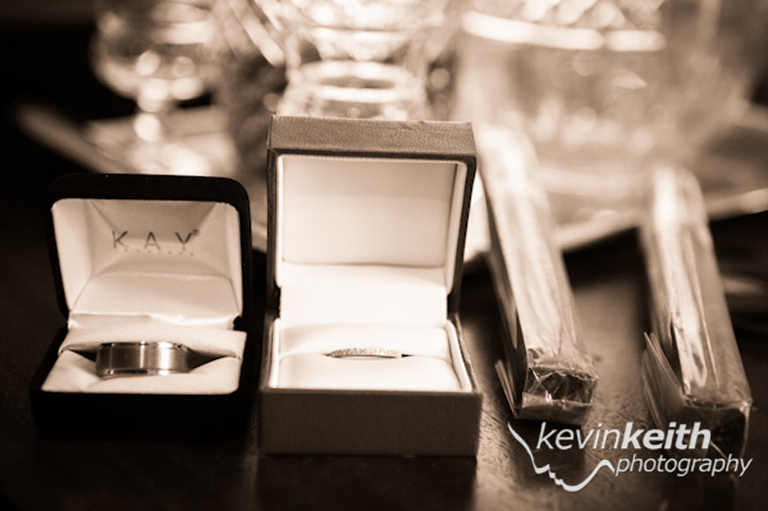 Jennifer and Richard's Southmoreland Inn Wedding on the Kansas City Country Club Plaza by Overland Park Wedding Photographer Kevin Keith Photography 64