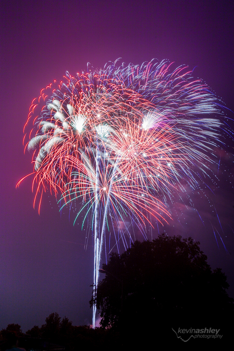 Fireworks at Corporate Woods on Independence Day July 4th by Kevin Ashley Photography Kansas City and Destination Wedding Photographer and Lifestyle Portrait Photographer
