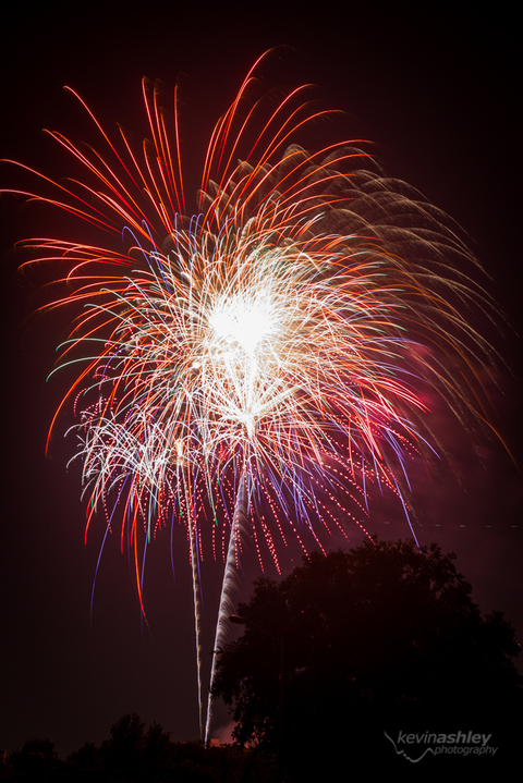Fireworks at Corporate Woods on Independence Day July 4th by Kevin Ashley Photography Kansas City and Destination Wedding Photographer and Lifestyle Portrait Photographer