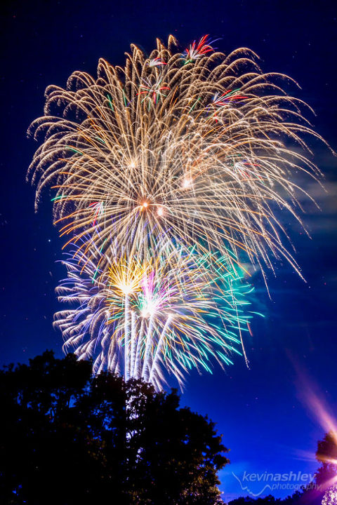 Fireworks at Corporate Woods 2016 by Kansas City Photographers ©Kevin Ashley Photography