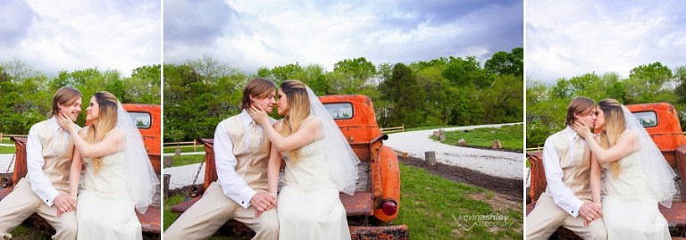 Heritage Ranch Barn Photo Shoot in Sedalia, Missouri. Kansas City Wedding Photographer, Destination Weddings and Portrait Photography. © Kevin Ashley Photography