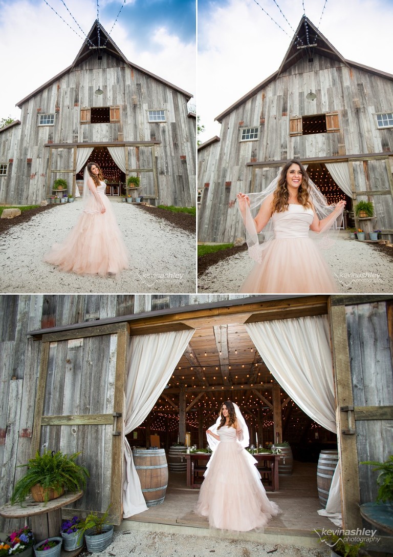 Heritage Ranch Barn Photo Shoot in Sedalia, Missouri. Kansas City Wedding Photographer, Destination Weddings and Portrait Photography. © Kevin Ashley Photography